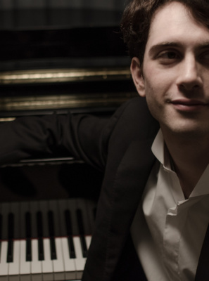 Leonardo Pierdomenico, pianoforte